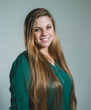 אנני  מנהלת כספים