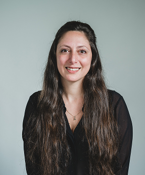 שני  מנהלת השקעות